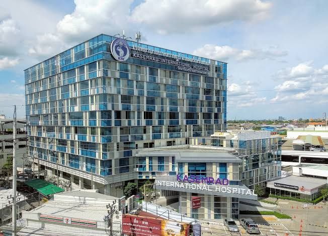 Kasemrad International Hospital exterior